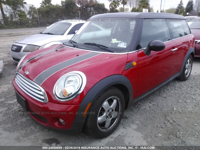 WMWML33549TX35378 - 2009 MINI COOPER CLUBMAN RED photo 2