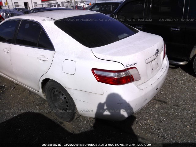 4T1BE46K57U691941 - 2007 TOYOTA CAMRY NEW GENERAT CE/LE/XLE/SE WHITE photo 3
