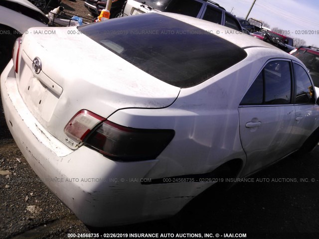 4T1BE46K57U691941 - 2007 TOYOTA CAMRY NEW GENERAT CE/LE/XLE/SE WHITE photo 4