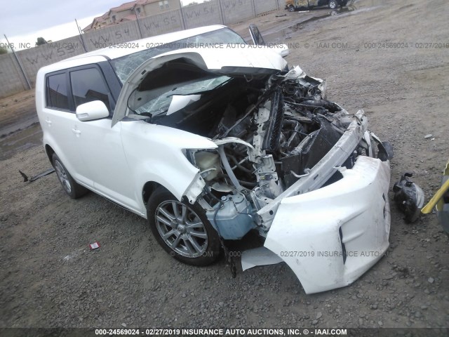 JTLZE4FE1CJ018688 - 2012 TOYOTA SCION XB WHITE photo 1