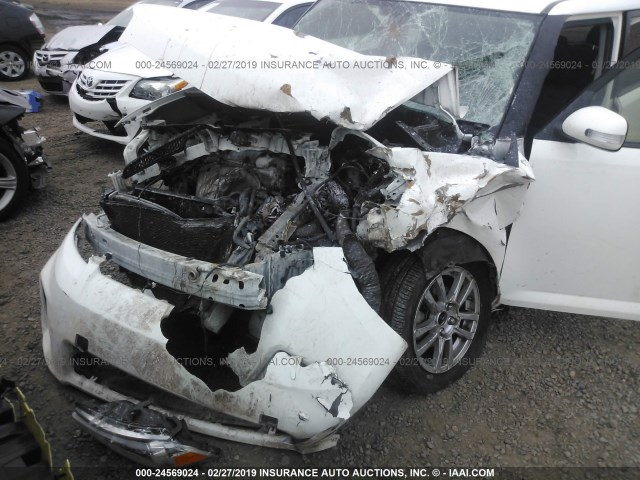 JTLZE4FE1CJ018688 - 2012 TOYOTA SCION XB WHITE photo 6