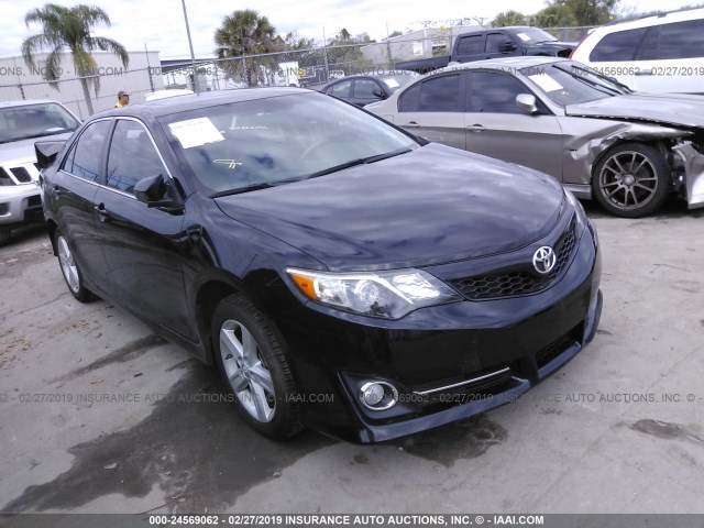 4T1BF1FK0EU431911 - 2014 TOYOTA CAMRY L/SE/LE/XLE 黑色 照片 1