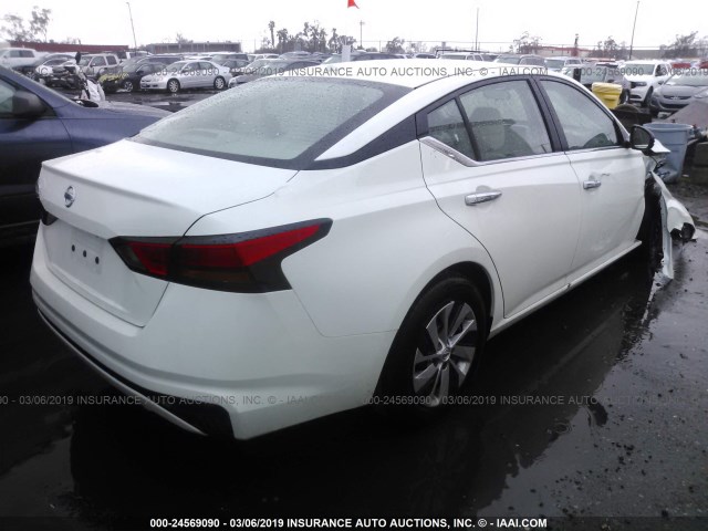 1N4BL4BV6KC122451 - 2019 NISSAN ALTIMA WHITE photo 4