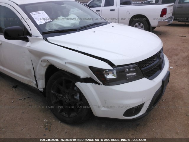 3C4PDCBB6JT274598 - 2018 DODGE JOURNEY SXT WHITE photo 6