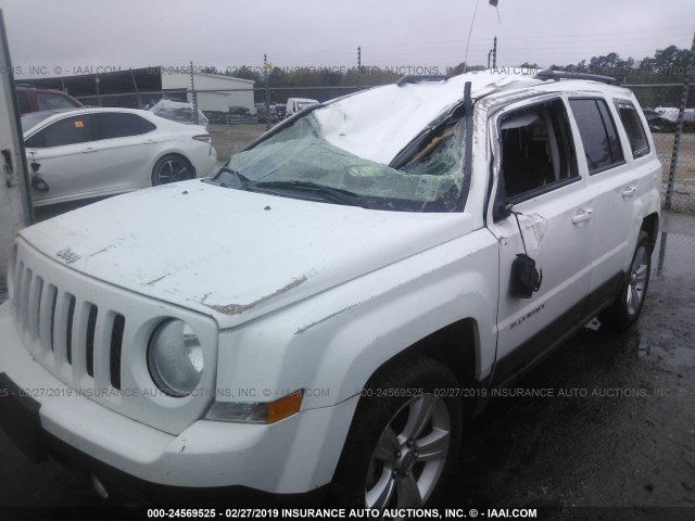 1C4NJPFA4HD116852 - 2017 JEEP PATRIOT LATITUDE WHITE photo 2