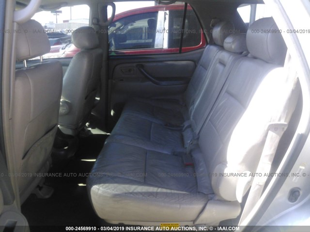 5TDZT34A24S234985 - 2004 TOYOTA SEQUOIA SR5 SILVER photo 8