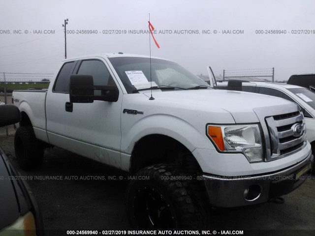 1FTFX1EF8BFD38805 - 2011 FORD F150 SUPER CAB WHITE photo 1