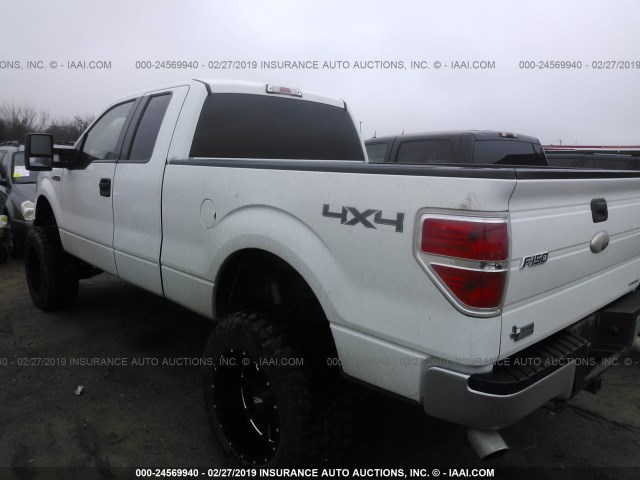 1FTFX1EF8BFD38805 - 2011 FORD F150 SUPER CAB WHITE photo 3