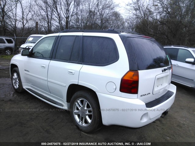 1GKES63M862200370 - 2006 GMC ENVOY DENALI WHITE photo 3