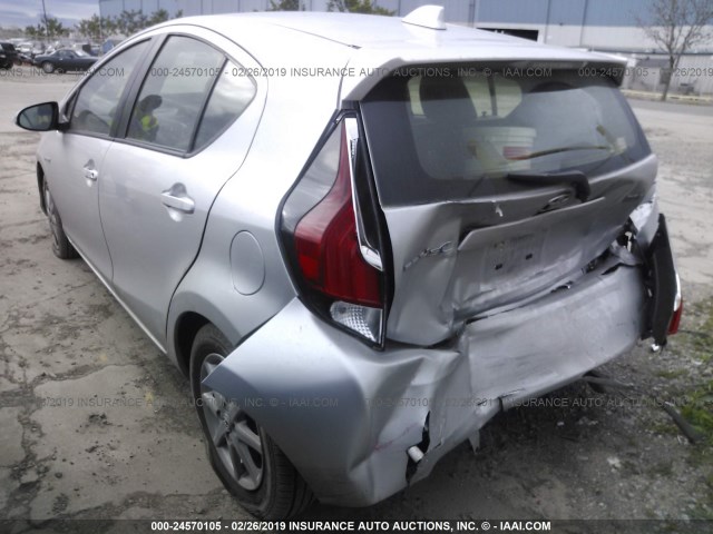 JTDKDTB31G1124076 - 2016 TOYOTA PRIUS C SILVER photo 3