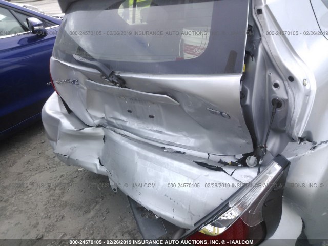 JTDKDTB31G1124076 - 2016 TOYOTA PRIUS C SILVER photo 6