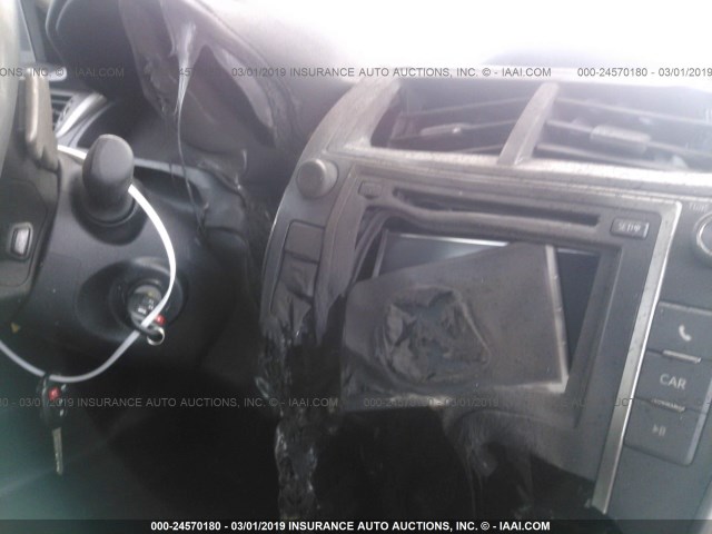 4T1BF1FK9DU232015 - 2013 TOYOTA CAMRY L/SE/LE/XLE 深蓝色 照片 6