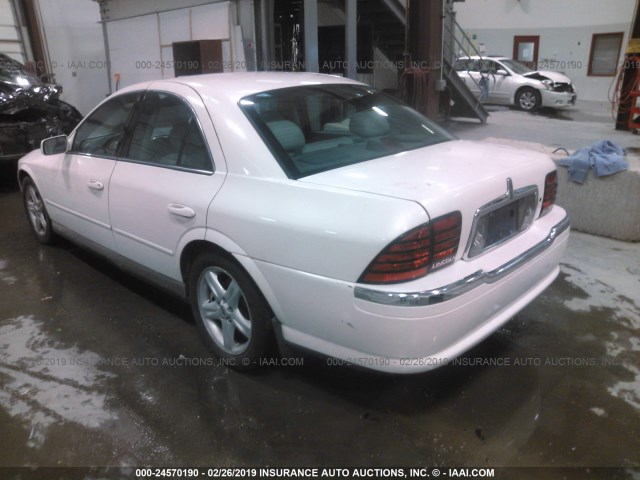 1LNHM87A2YY781813 - 2000 LINCOLN LS WHITE photo 3