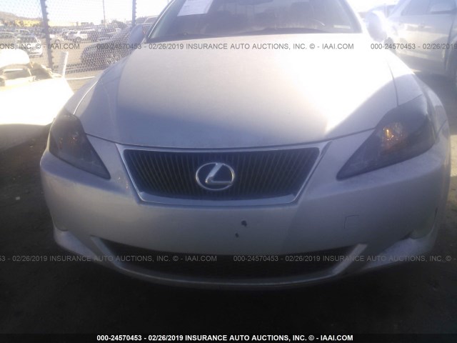 JTHBK262372047267 - 2007 LEXUS IS 250 SILVER photo 6