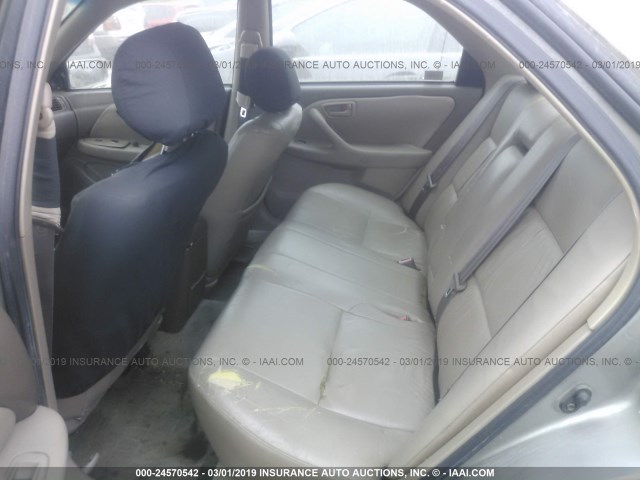 JT2BF28KXW0090803 - 1998 TOYOTA CAMRY LE/XLE GRAY photo 8