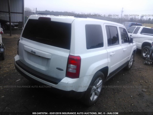 1C4NJPFA7GD640382 - 2016 JEEP PATRIOT LATITUDE WHITE photo 4