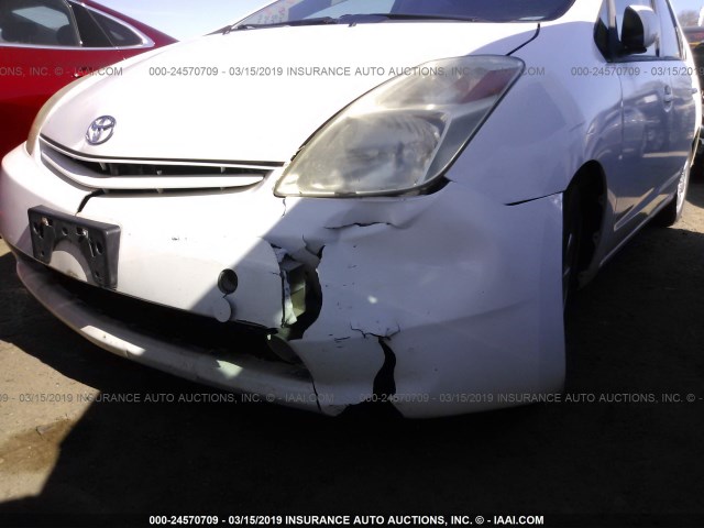 JTDKB20U153085695 - 2005 TOYOTA PRIUS WHITE photo 6