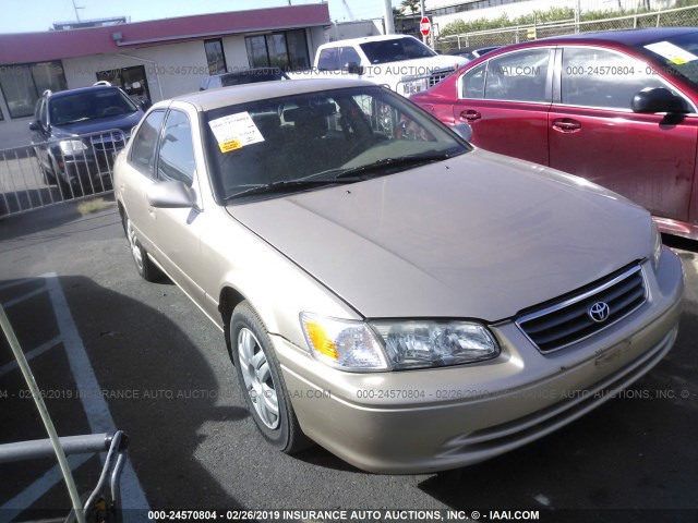 JT2BG22K210582000 - 2001 TOYOTA CAMRY CE/LE/XLE GOLD photo 1