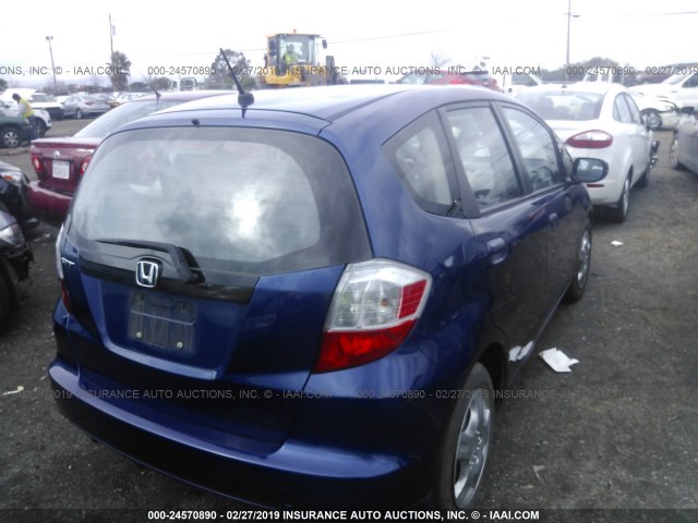 JHMGE8H3XDC041882 - 2013 HONDA FIT BLUE photo 4