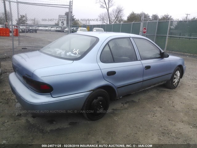 1Y1SK5260SZ007686 - 1995 GEO PRIZM LSI Light Blue photo 4