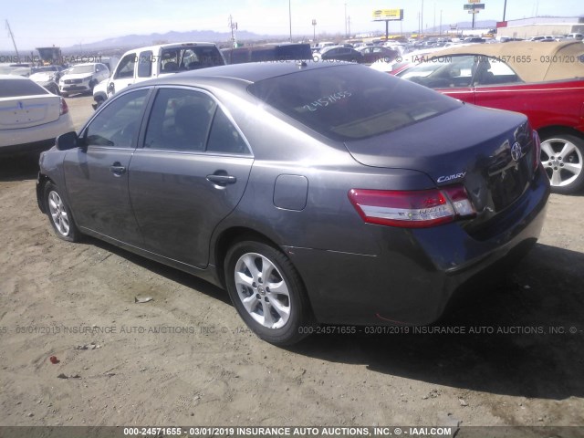 4T4BF3EKXBR208547 - 2011 TOYOTA CAMRY SE/LE/XLE GRAY photo 3