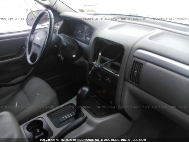 1J4GX48S84C388519 - 2004 JEEP GRAND CHEROKEE LAREDO/COLUMBIA/FREEDOM 灰色 照片 5