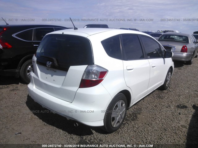 JHMGE8H35CS001956 - 2012 HONDA FIT WHITE photo 4