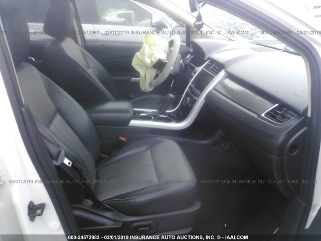 2FMDK3AK7DBA73802 - 2013 FORD EDGE SPORT WHITE photo 5