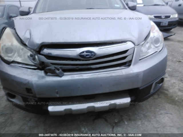 4S4BRCLCXB3392908 - 2011 SUBARU OUTBACK 2.5I LIMITED GRAY photo 6