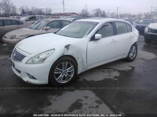 JN1CV6AR0DM752412 - 2013 INFINITI G37 WHITE photo 2