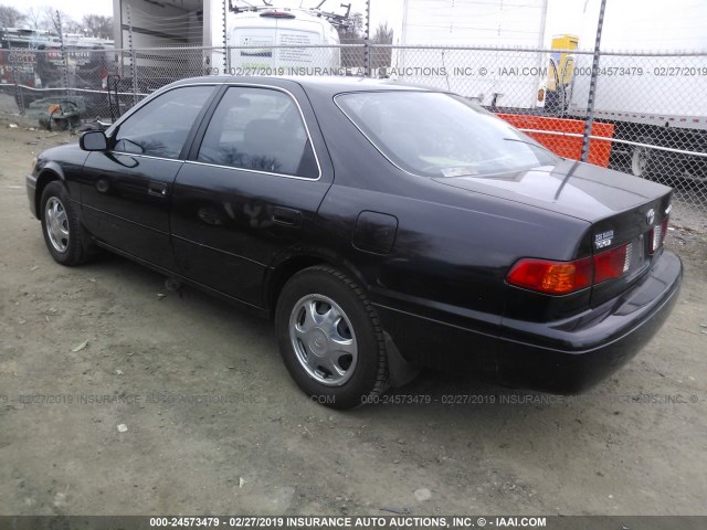 4T1BF22KX1U120718 - 2001 TOYOTA CAMRY LE/XLE 黑色 照片 3