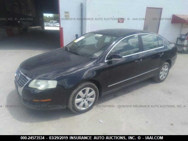 WVWAK73C77E176117 - 2007 VOLKSWAGEN PASSAT 2.0T/WOLFSBURG BLACK photo 2