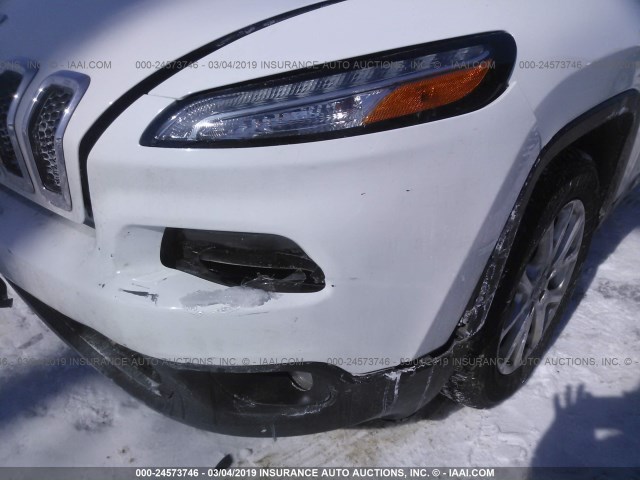 1C4PJLCB5FW683779 - 2015 JEEP CHEROKEE LATITUDE WHITE photo 6