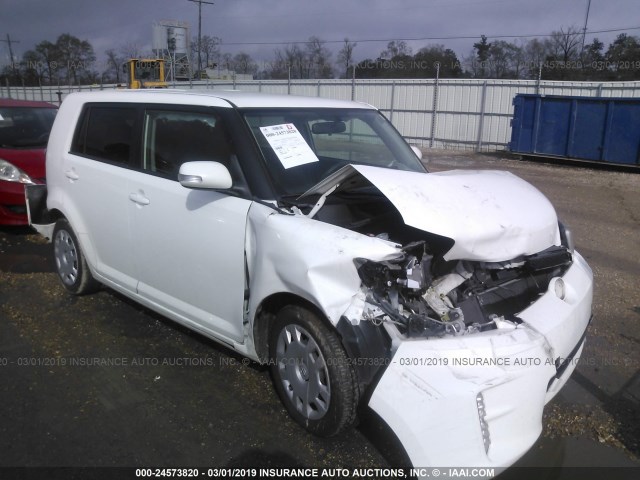 JTLZE4FE8FJ072008 - 2015 TOYOTA SCION XB WHITE photo 1