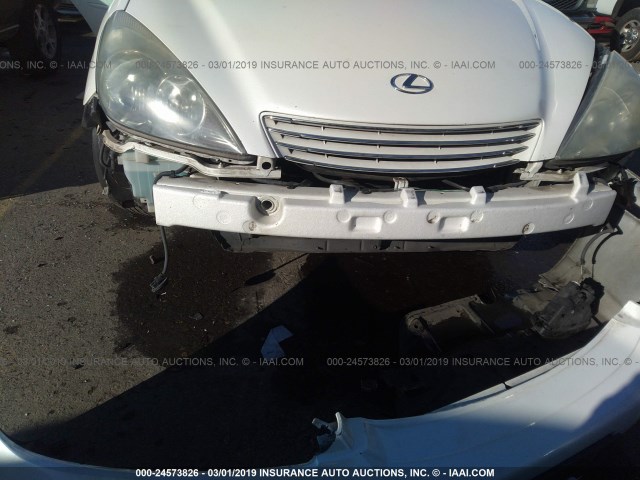 JTHBA30G645004307 - 2004 LEXUS ES 330 WHITE photo 6