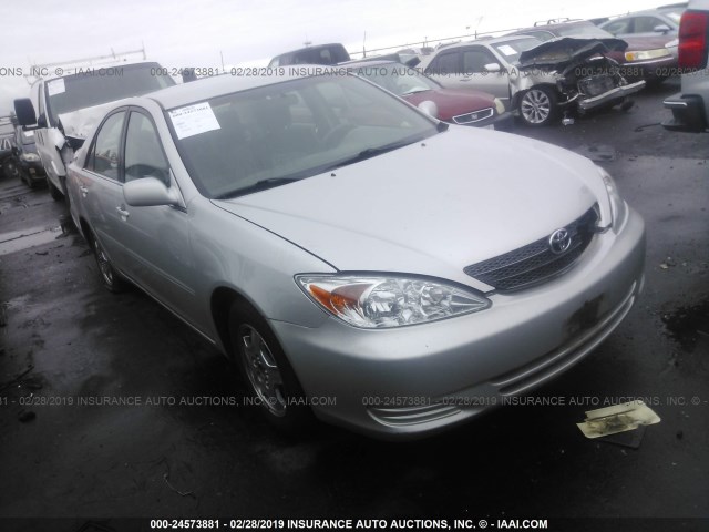 4T1BE32K23U646515 - 2003 TOYOTA CAMRY LE/XLE/SE SILVER photo 1