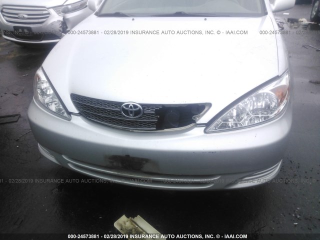 4T1BE32K23U646515 - 2003 TOYOTA CAMRY LE/XLE/SE SILVER photo 6