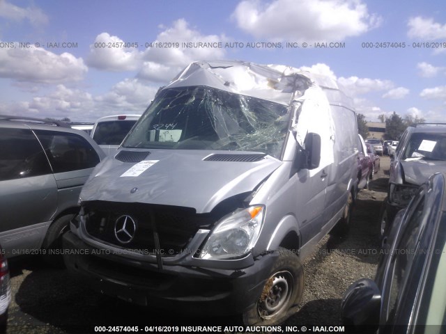 WD3PE7CC4D5779694 - 2013 MERCEDES-BENZ SPRINTER 2500 SILVER photo 6