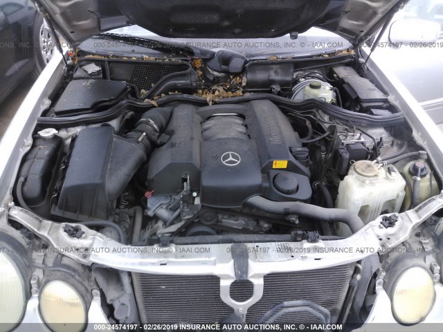 WDBJH65J91B307981 - 2001 MERCEDES-BENZ E 320 SILVER photo 10