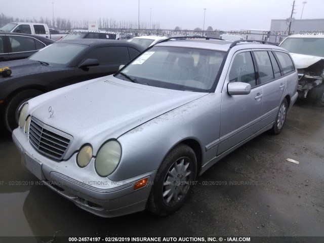 WDBJH65J91B307981 - 2001 MERCEDES-BENZ E 320 SILVER photo 2