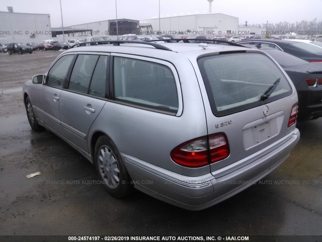 WDBJH65J91B307981 - 2001 MERCEDES-BENZ E 320 SILVER photo 3