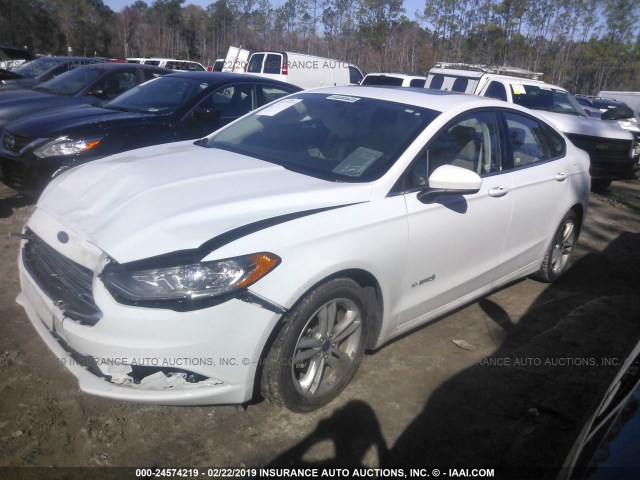 3FA6P0LU1JR162246 - 2018 FORD FUSION SE HYBRID WHITE photo 2