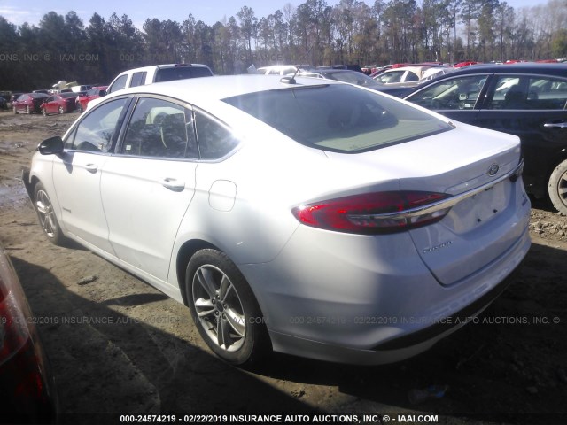 3FA6P0LU1JR162246 - 2018 FORD FUSION SE HYBRID WHITE photo 3