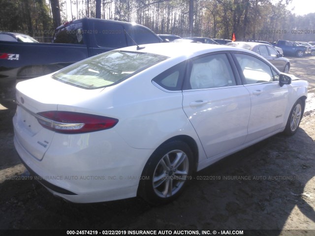 3FA6P0LU1JR162246 - 2018 FORD FUSION SE HYBRID WHITE photo 4