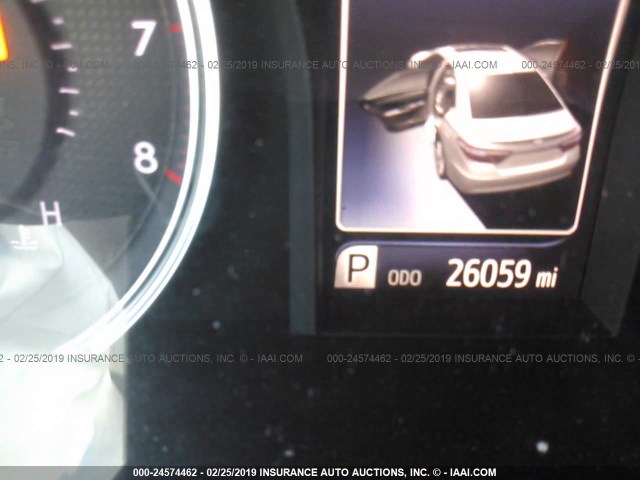 4T1BF1FK8HU427691 - 2017 TOYOTA CAMRY LE/XLE/SE/XSE GRAY photo 7