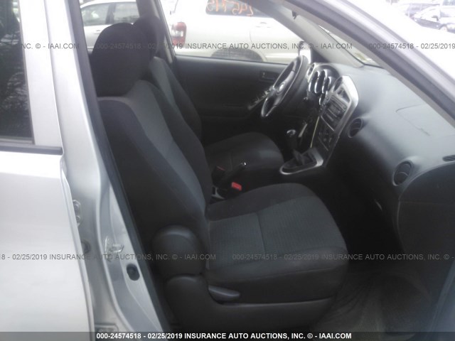 2T1KR32E67C661959 - 2007 TOYOTA COROLLA MATRIX XR SILVER photo 5