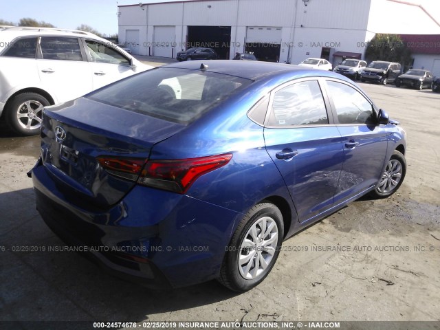 3KPC24A31KE044722 - 2019 HYUNDAI ACCENT SE/SEL BLUE photo 4