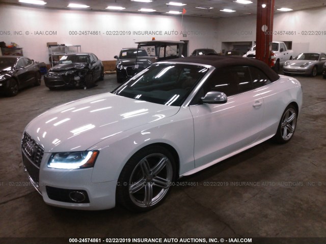 WAUVGAFH5AN020900 - 2010 AUDI S5 PRESTIGE WHITE photo 2