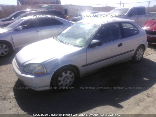 2HGEJ6443WH100117 - 1998 HONDA CIVIC DX SILVER photo 2