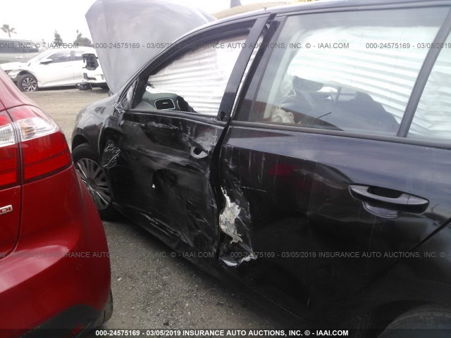 WVWDB7AJ6CW008679 - 2012 VOLKSWAGEN GOLF 黑色 照片 6